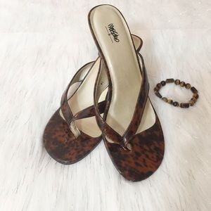 Brown/tortoise sandal heel size 9.5, 3” heel